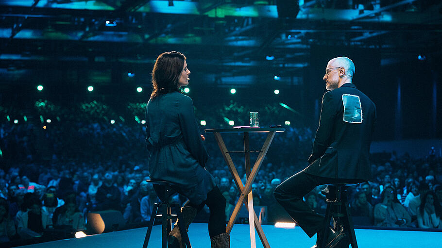 Jana Ringwald und Johannes Hartl