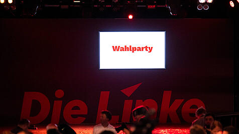 Die Linke bei einer Wahlparty