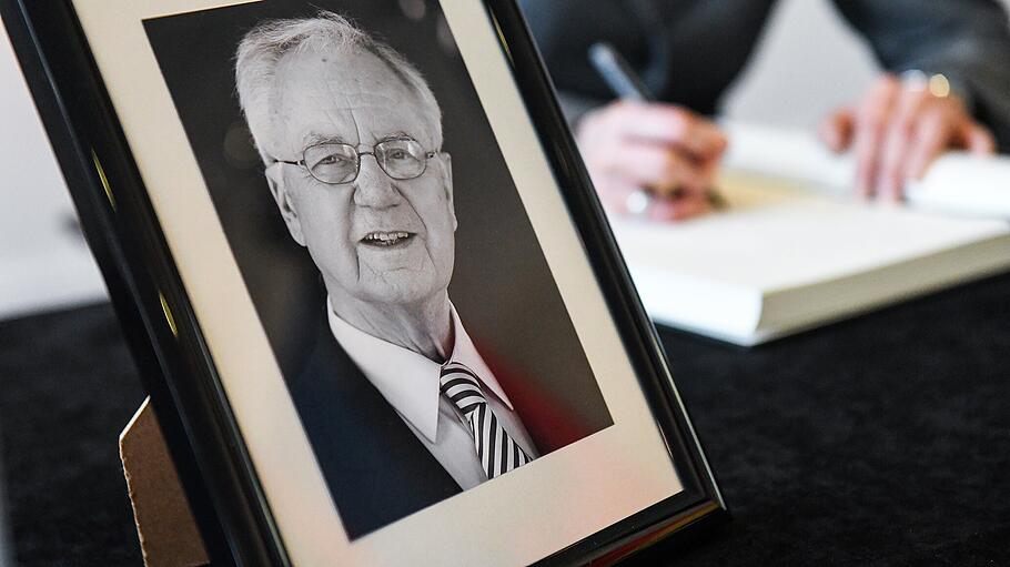 Brandenburgs Ex-Regierungschef Stolpe verstorben