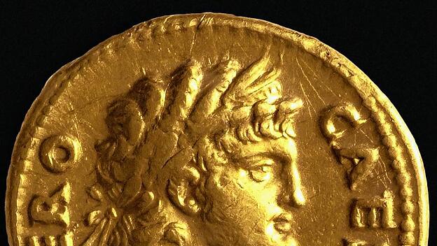 Goldmünze mit Porträt des Nero