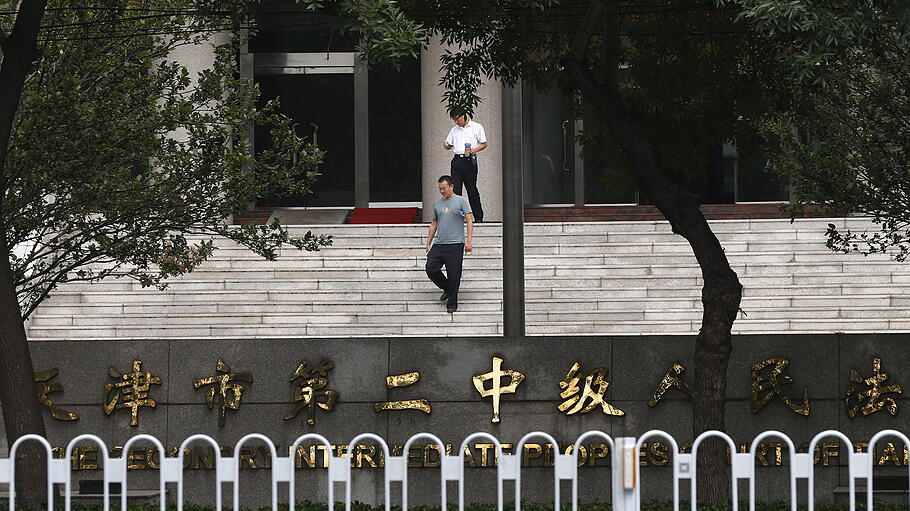 China court convicts human rights lawyer of subversion