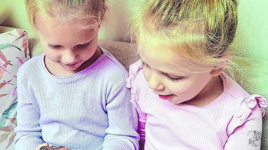 Mädchen mit Jesuskind