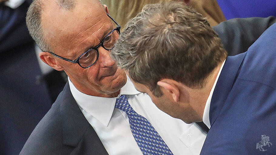 Berlin, Deutschland, 06.05.2025: Deutscher Bundestag: 2. Bundestagssitzung: 15:13 Uhr: Friedrich Merz und Lars Klingbeil
