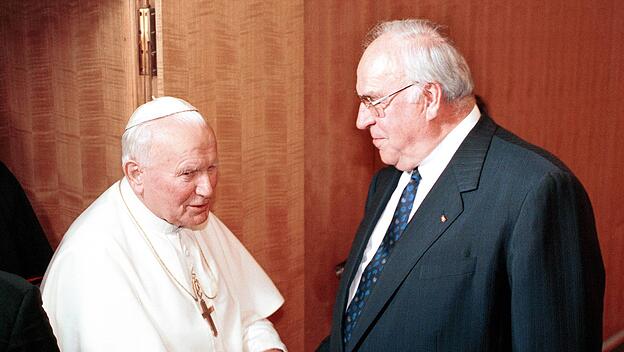 Johannes Paul II. und Helmut Kohl 1996