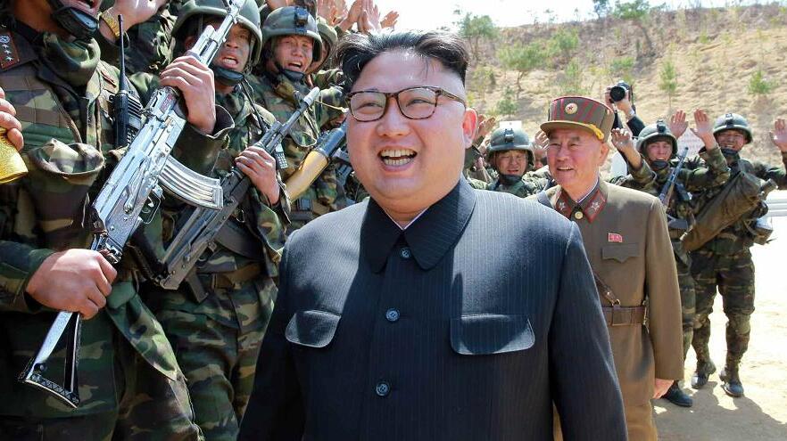 Kim Jong Un besucht militärischen Wettbewerb