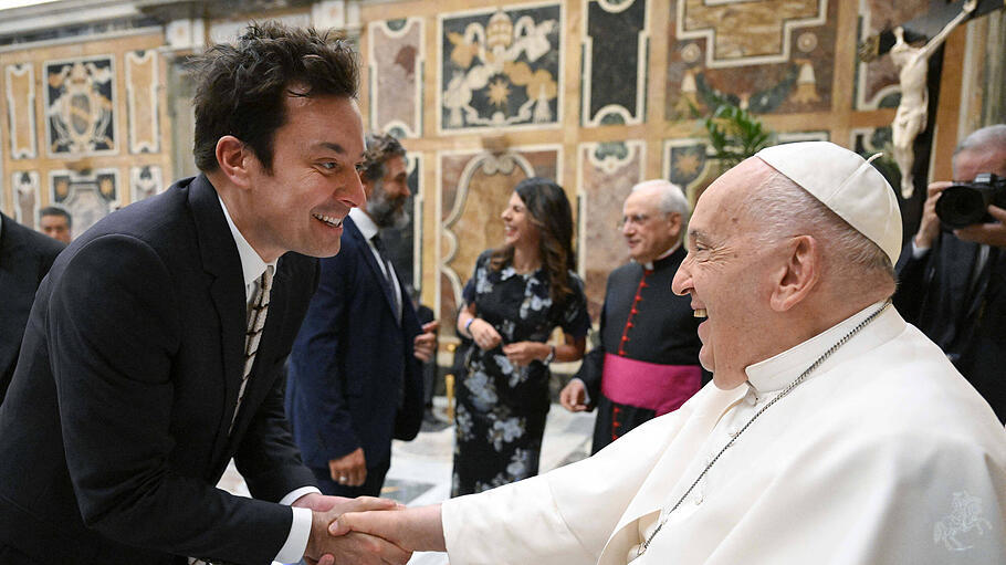 Papst Franziskus trifft den amerikanischen Comedian Jimmy Fallon
