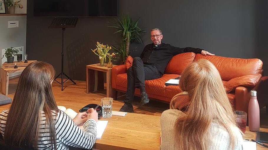 Pfarrer Frank Cöppicus-Röttger spricht über das Wochenthema "Geistiger Kampf"