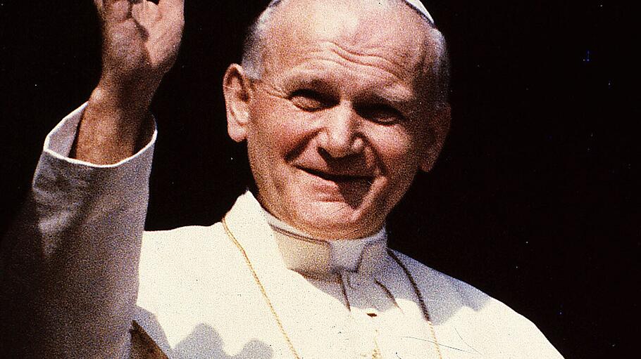 Papst Johannes Paul II. bestärkte Mewes auf ihren Weg