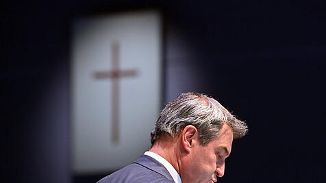 Juristische Auseinandersetzung um Kreuz an Schulen