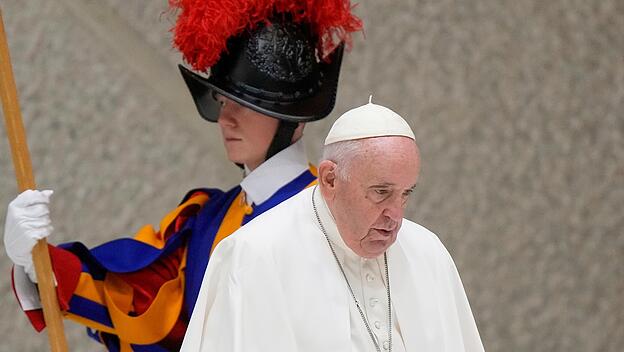 Papst Franziskus weicht in puncto Frauenweihe nicht von der Linie seiner Vorgänger ab