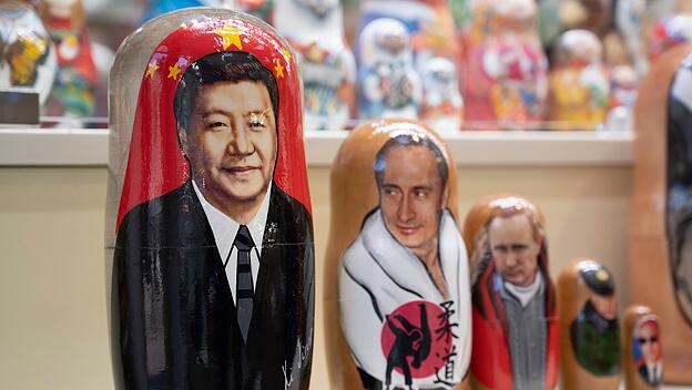 Krieg gegen die Ukraine hat Wladimir Putin Russland in die vollständige Abhängigkeit von China manövriert