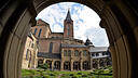 Rückseite der Hohen Domkirche zu Trier und ein Teil des Kreuzgangs. Beim Zwischenbericht hat Trier die Zahl der Missbrauchsfälle im Bistum nach oben korrigiert.