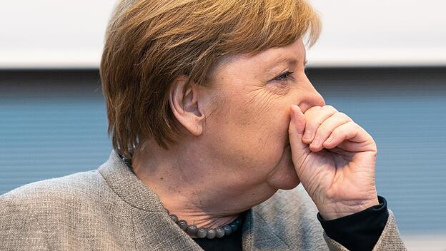 Migrationspolitik: Merkel muss sich äußern