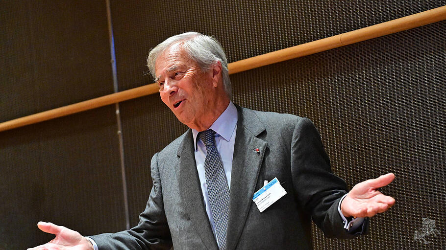 Vincent Bollor&eacute;