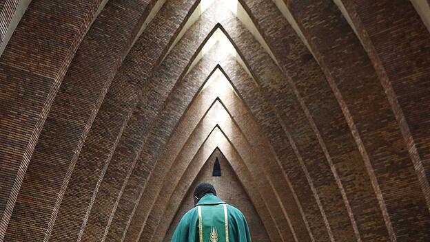 Priester