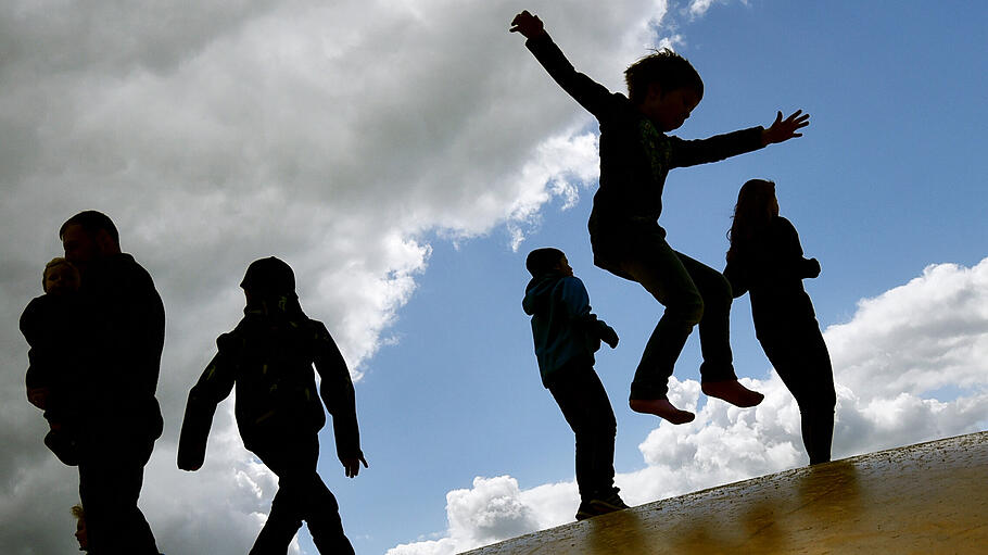 Kinderlachen gegen Coronavirus