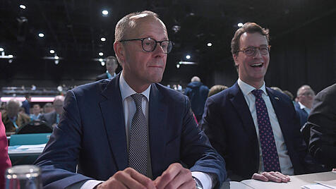 Friedrich Merz, Hendrik W&uuml;st