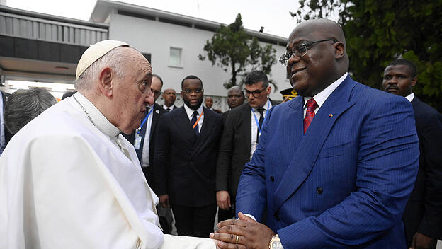 Franziskus mit Felix Tshisekedi