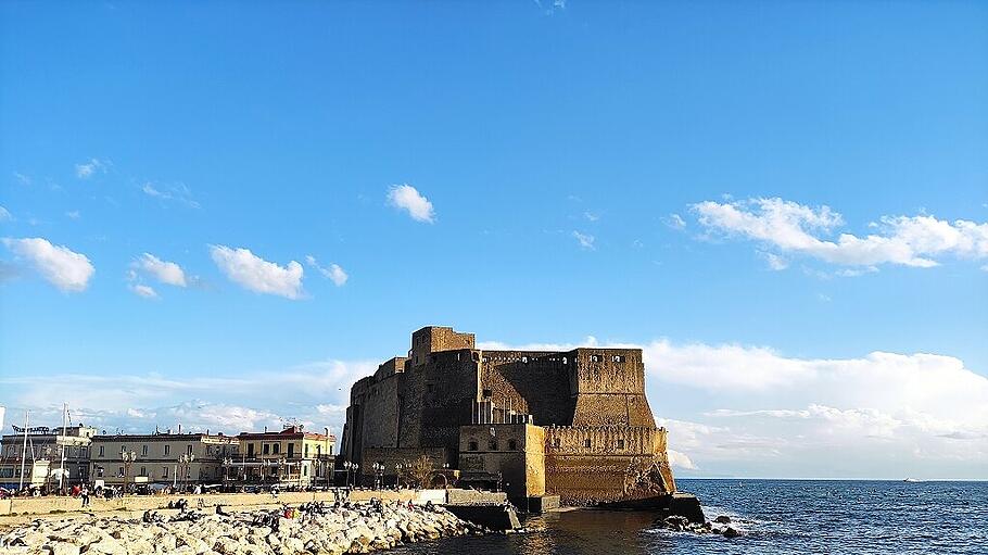 Castell del Ovo, Neapel