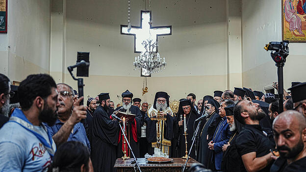 Trauergottesdienst für die Opfer des Terroranschlags in der Mar Elias Kirche von Damaskus