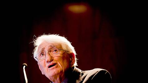 Jürgen Habermas bei einer Konferenz in Lissabon 2013.