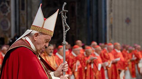  Kardinäle  der Welt kommen in  Rom mit Papst Franziskus zusammen