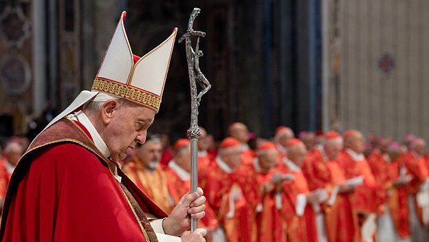  Kardinäle  der Welt kommen in  Rom mit Papst Franziskus zusammen