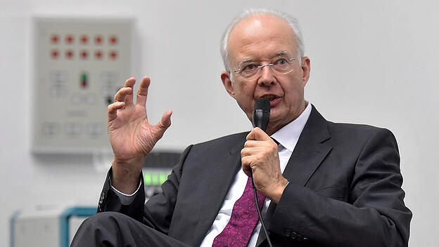 Paul Kirchhof zählt zu den bedeutenden deutschen Staatsrechtlern