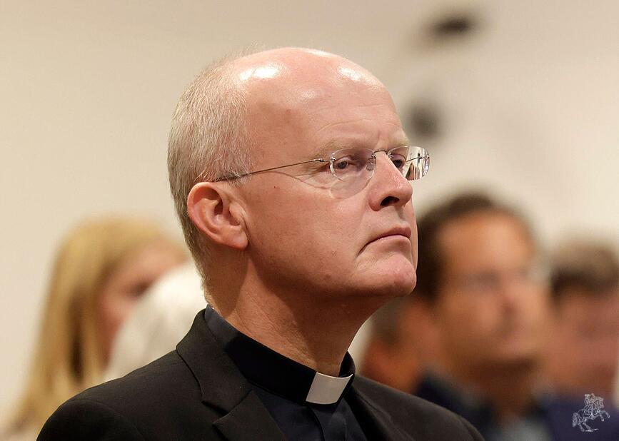 Bischof Overbeck: Wir sollten bestimme Traditionen beiseitelassen | Die ...