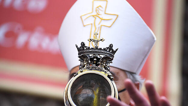 Blut des heiligen Januarius verflüssigt sich