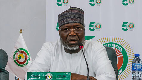 Der Pr&auml;sident der Westafrikanischen Wirtschaftsgemeinschaft ECOWAS, Omar Touray