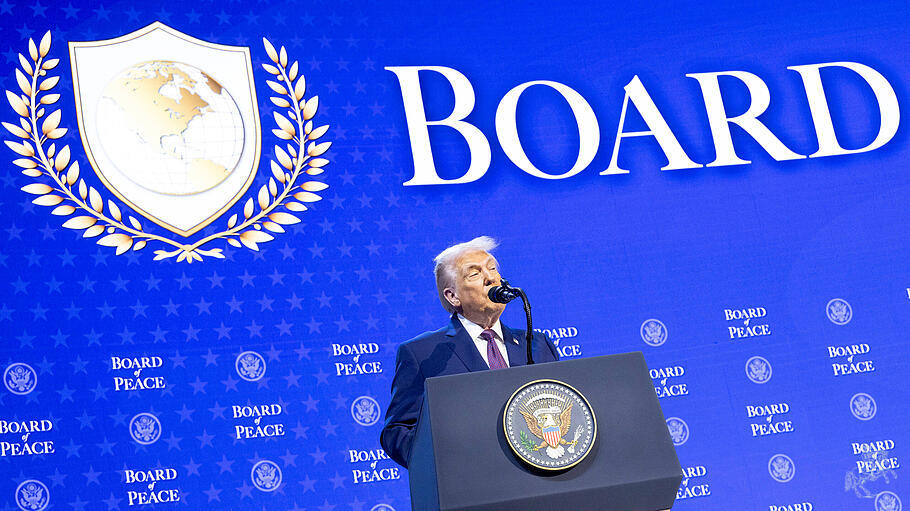 Das &bdquo;Board of Peace&ldquo;, proklamierte Donald Trump in Davos feierlich