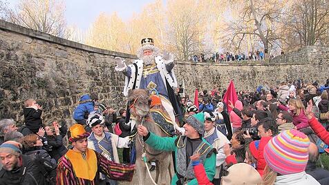 Pamplona: Zug der Drei König