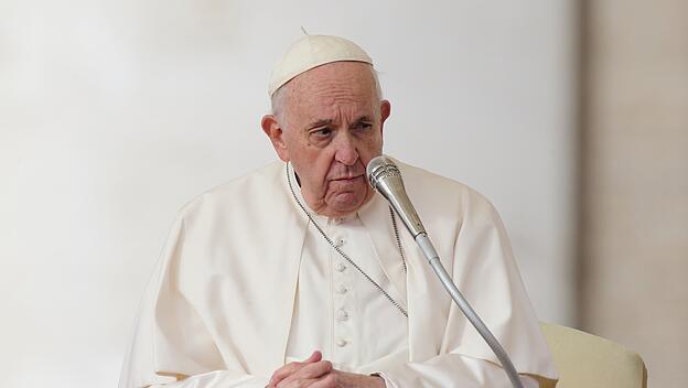 Pappst Franziskus beobachtet mit „Schmerzen und Sorge“ den andauernden Angriff der Ukraine