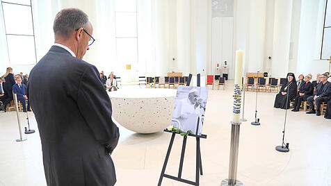 Bundesweites Requiem für Papst Franziskus in Berlin