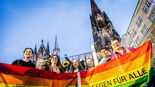 Die große Revolution ist ausgeblieben nach Veröffentlichung der vatikanische Erklärung „Fiducia Supplicans“