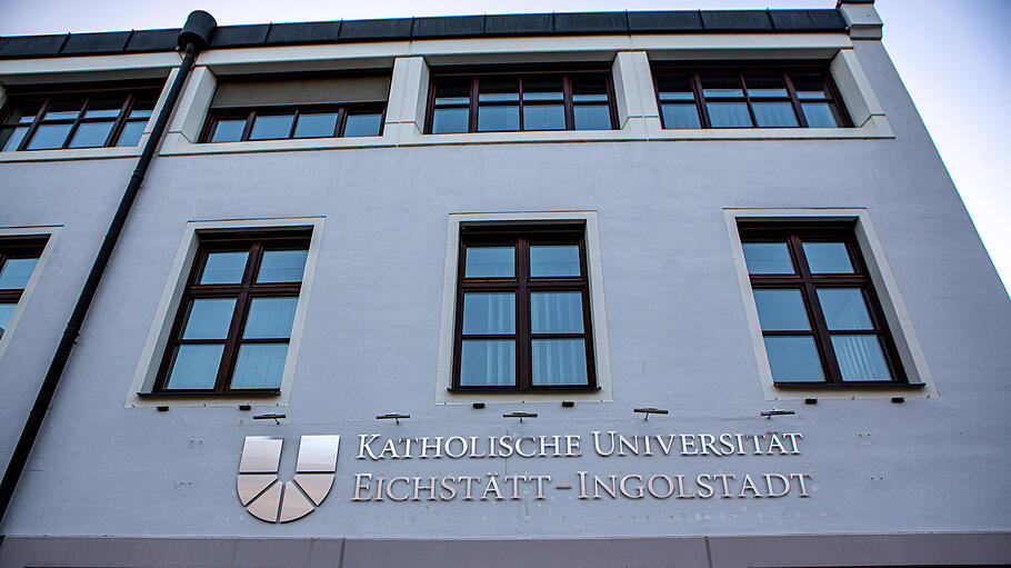 Katholische Universität Eichstätt-Ingolstadt distanziert sich von Bischof Brems