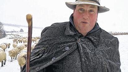 Thomas Stum, Wanderschäfer in Mahlberg, der vom Schnee überrascht wurde.