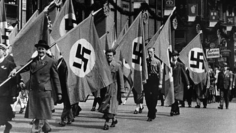 Tagesposting Nazis links oder rechts Sch&ouml;nburg