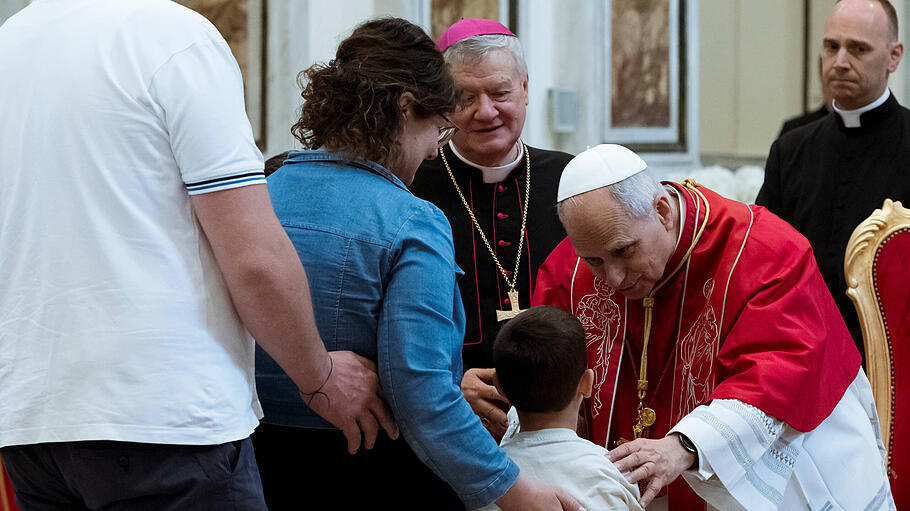 Papst lenkt Aufmerksamkeit auf die Familie