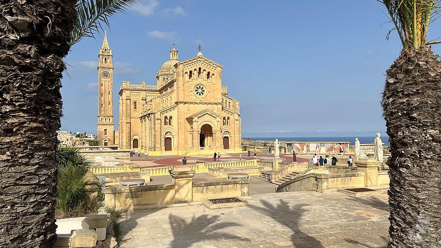 Marienwallfahrtskirche Ta' Pinu auf der maltesischen Insel Gozo.