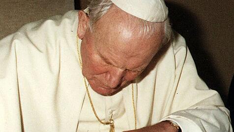 Junge Gläubige wollen die Texte von Johannes Paul II. entdecken