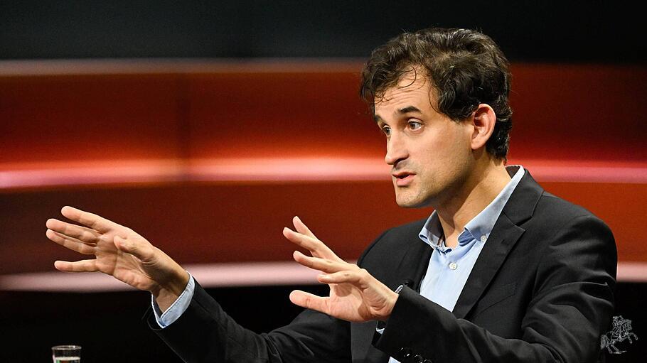 Philipp Peyman Engel