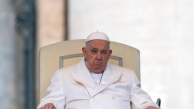 Papst Franziskus setzt die Schaltzentralen der Macht unter Strom