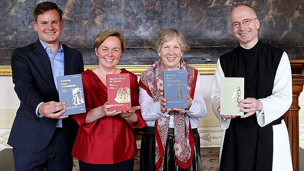 Dusek, Trausmuth, Gerl-Falkovitz sowie Pater Schachenmayr präsentieren "Kleine Bibliothek des Abendlandes"