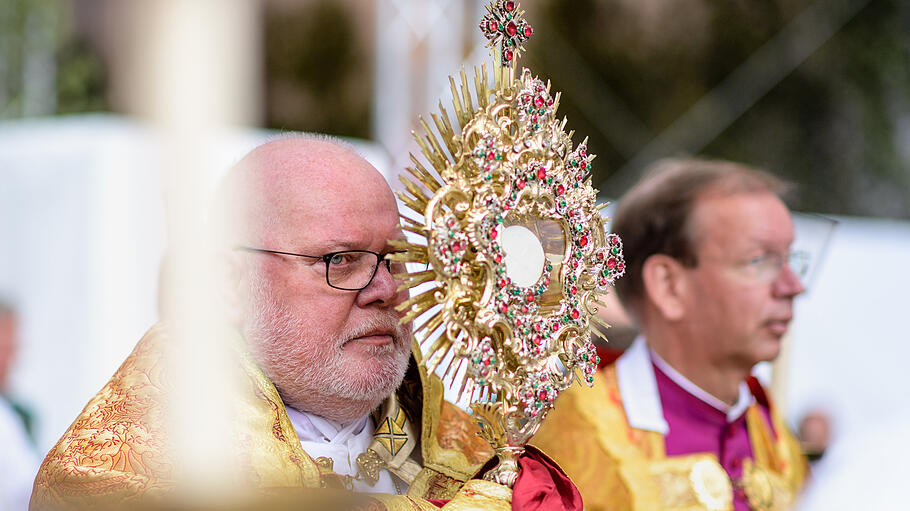 Prozession zu Fronleichnam in München
