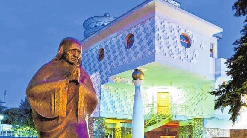 Denkmal von Mutter Teresa in Skopje