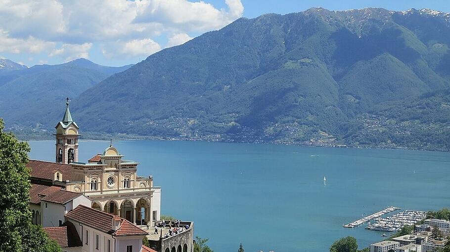 Locarno: Wallfahrtskirche Madonna del Sasso