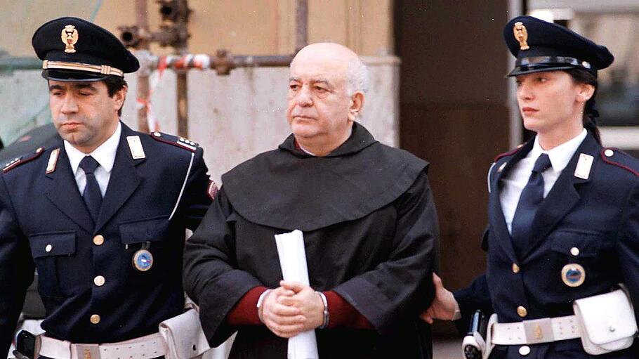 Religion und Mafia: Don Mario Frittitta