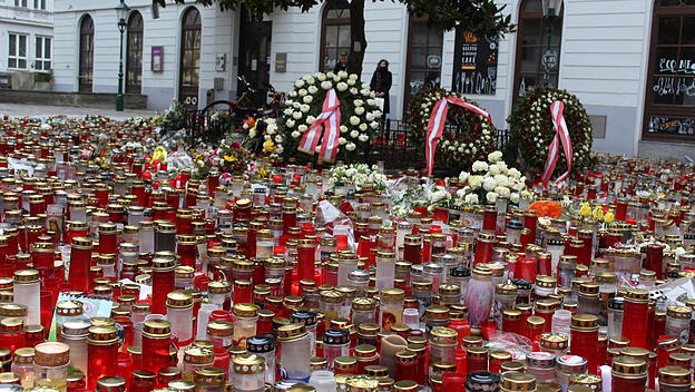Trauer und Entsetzen löste der Terroranschlag von Allerseelen in Wien aus